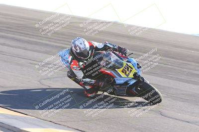 media/Nov-17-2024-CVMA (Sun) [[1fec520723]]/Race 11-Amateur Supersport Open/